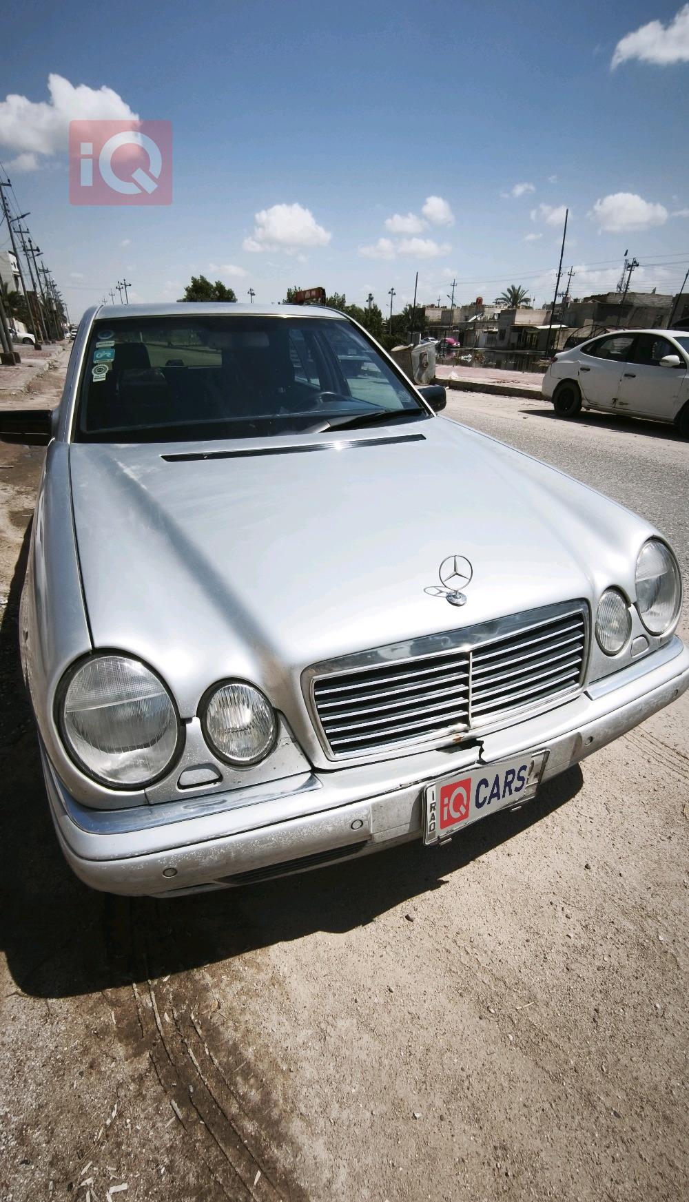 مرسيدس بنز E-Class